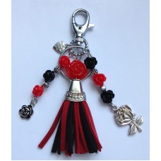 Sleutelhanger tassenhanger met roosjes in rood en zwart